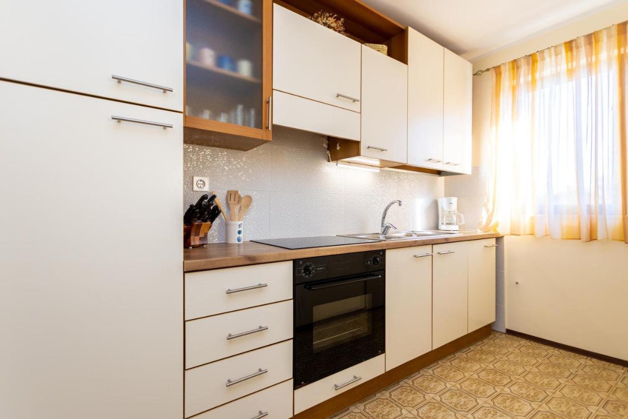 Apartman Doris Milohnici Екстериор снимка
