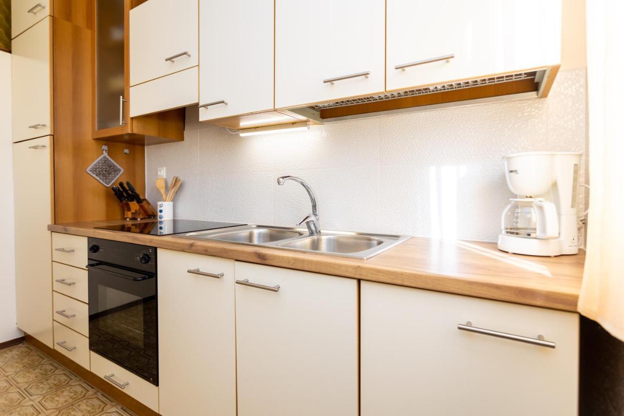 Apartman Doris Milohnici Екстериор снимка