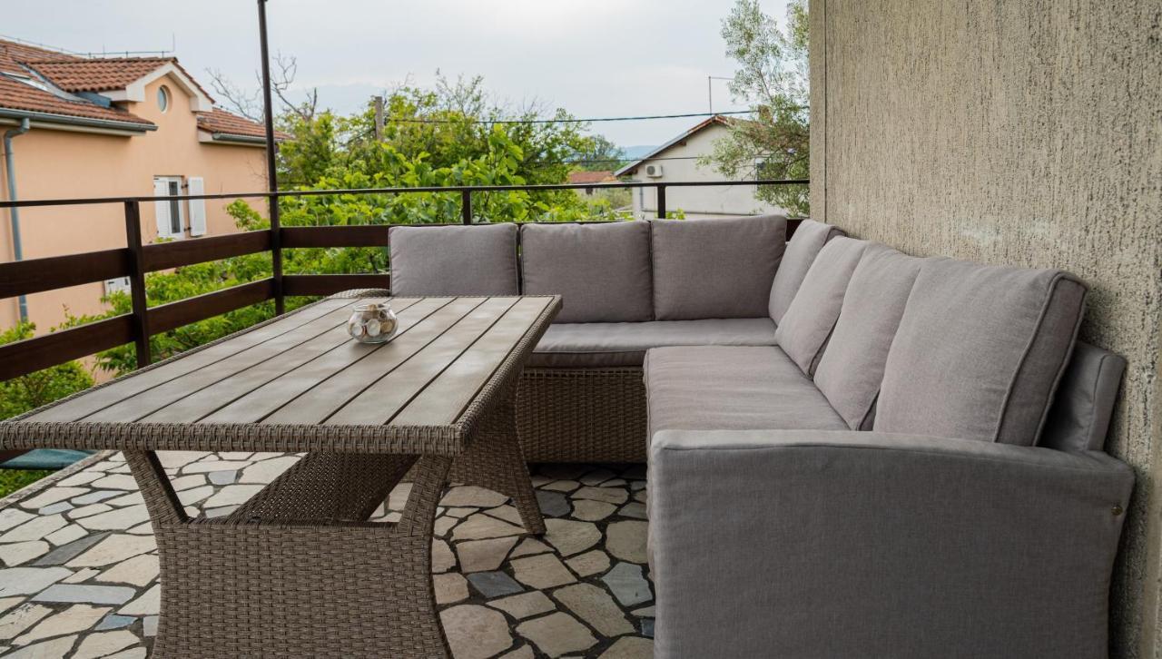 Apartman Doris Milohnici Екстериор снимка